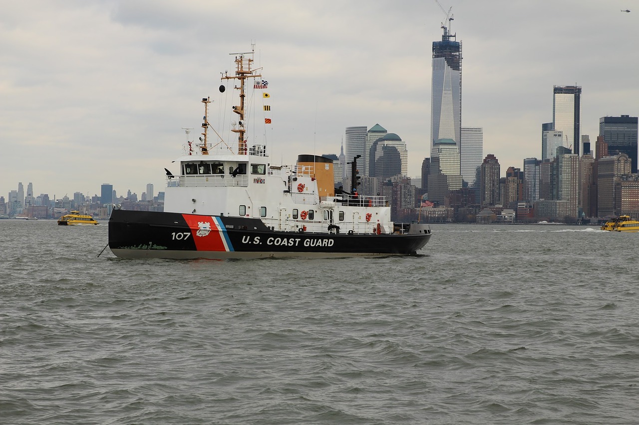 Image - ny bay ferry new york water