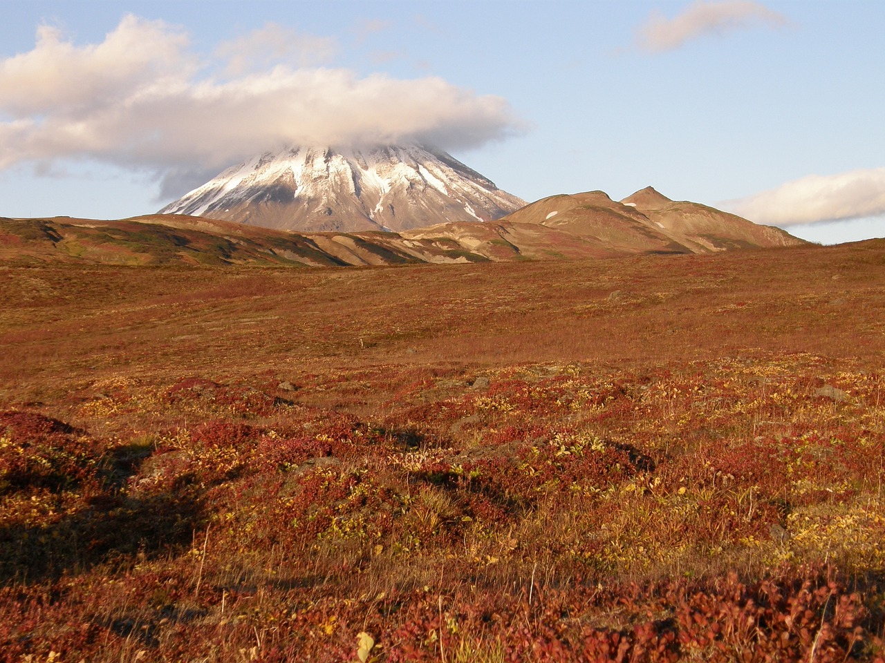 Image - autumn mountains volcano the foot