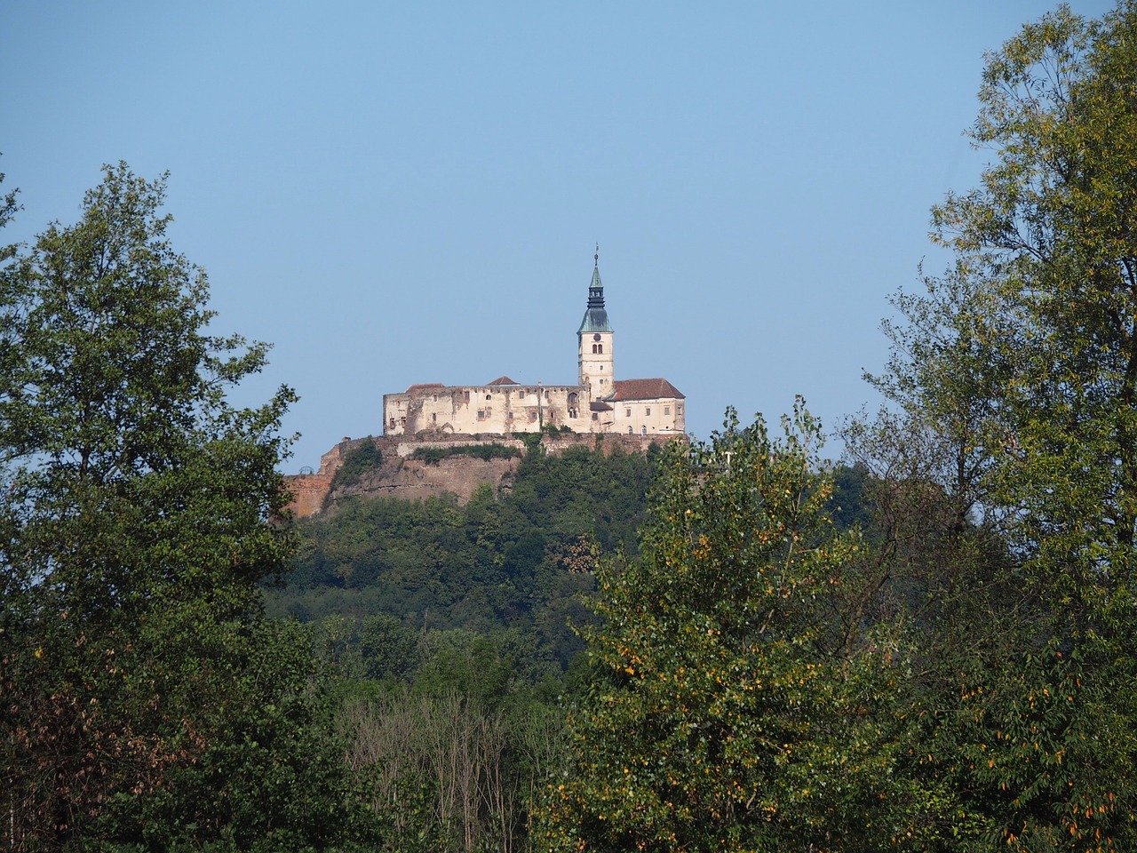 Image - castle burgenland lake water