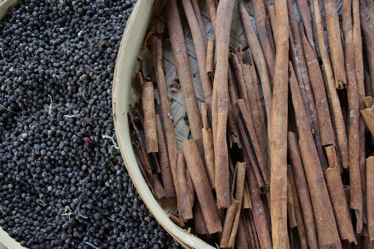 Image - cinnamon seeds spices