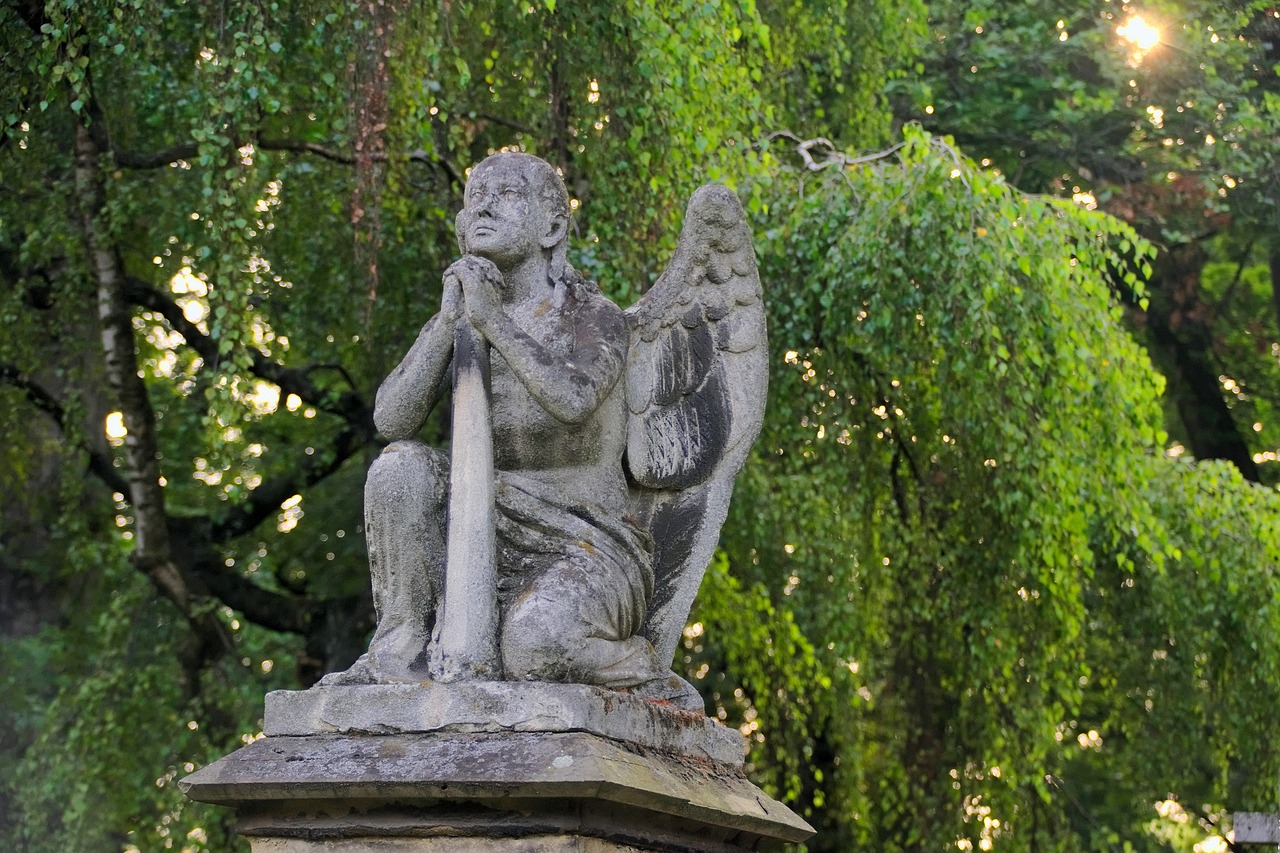 Image - cemetery sculpture the tomb of