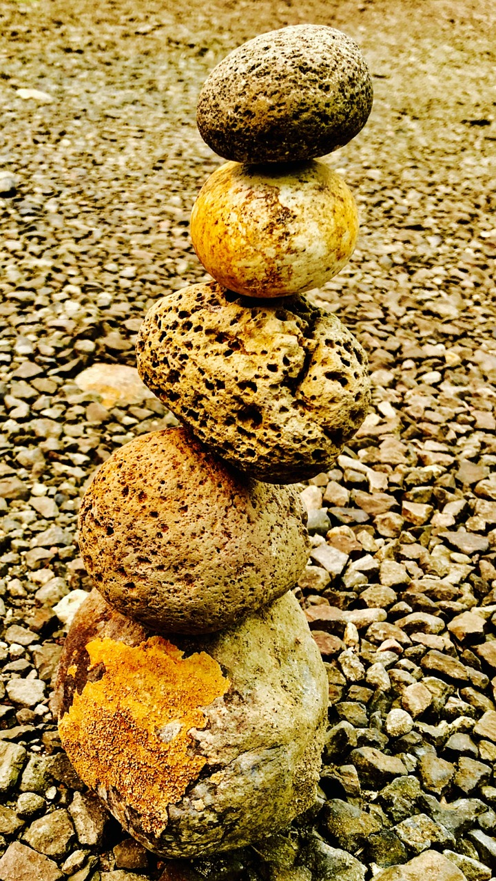 Image - stones in column style