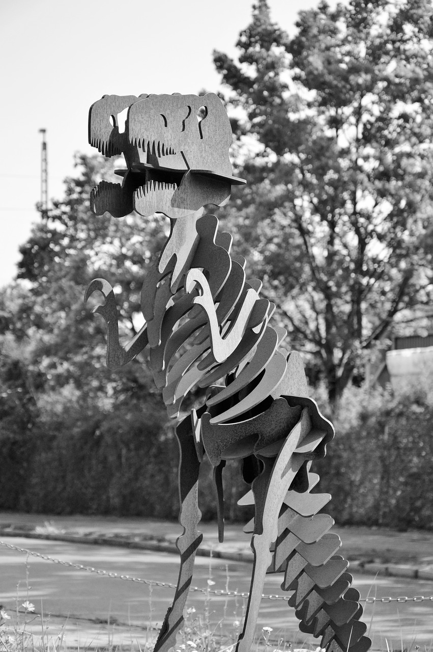 Image - dinosaur sculpture dino