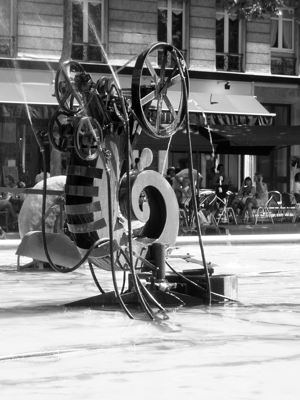 Image - paris fountain city capital travel