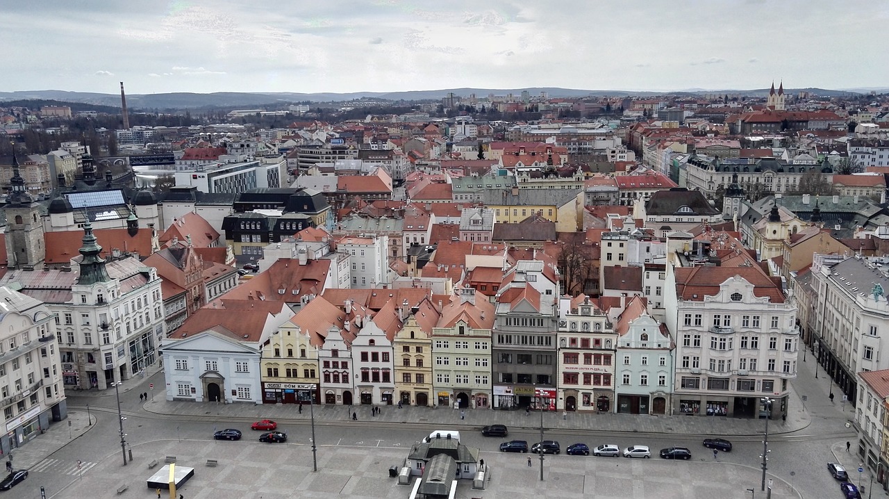 Image - pilsen roof square house city