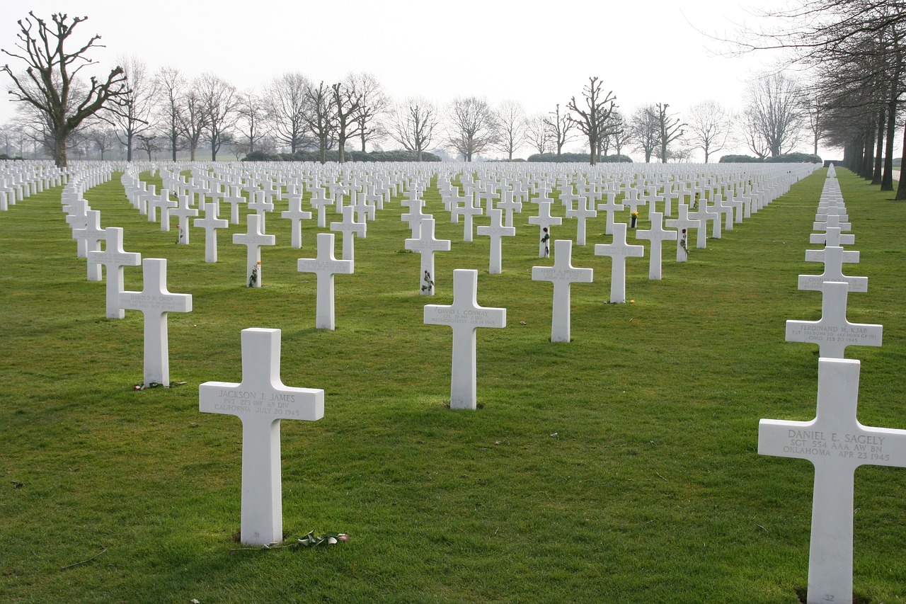 Image - grave war cemetery tombstone