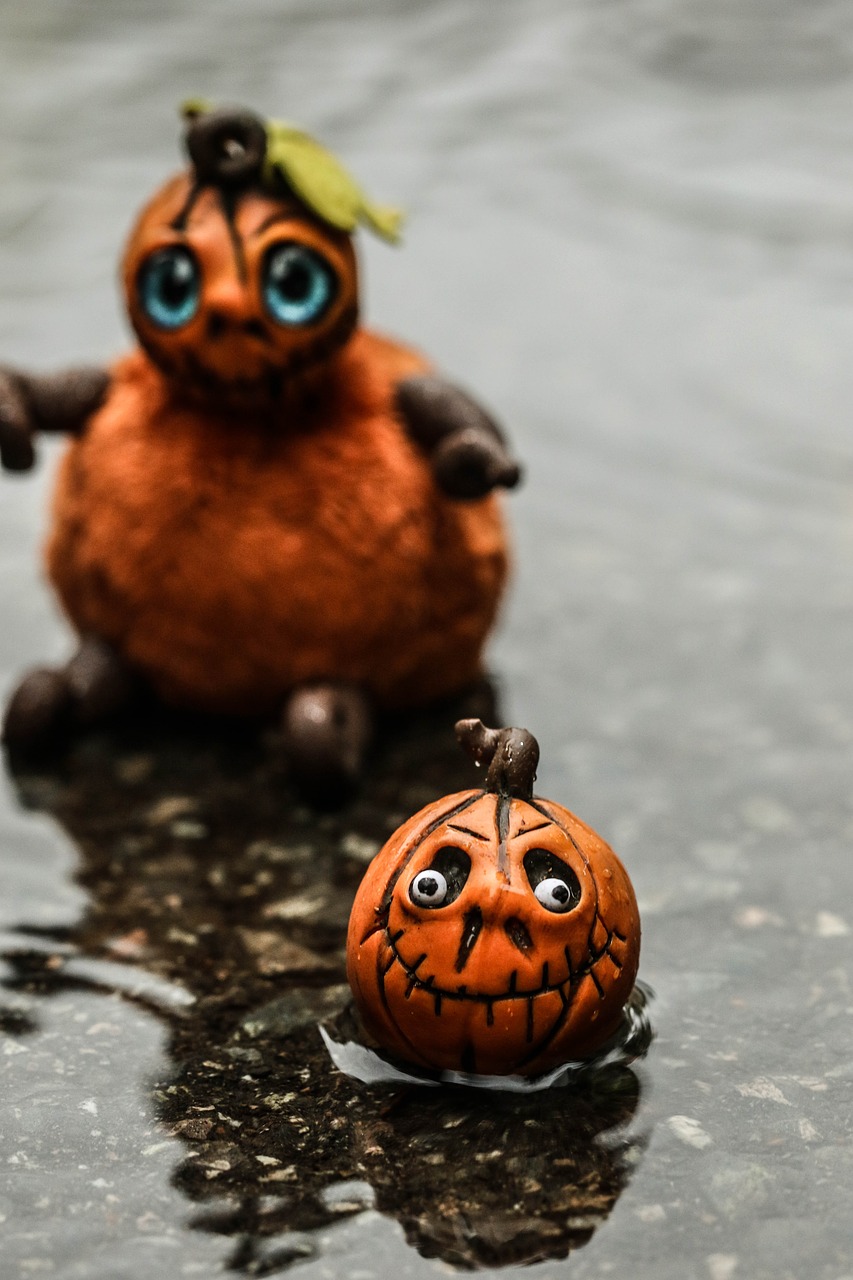 Image - toy figure pumpkin autumn small