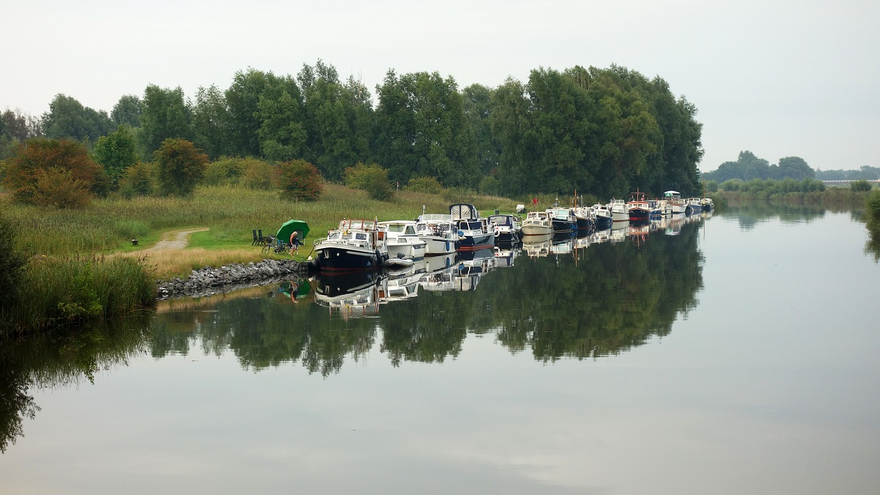Image - boating boating holidays holiday