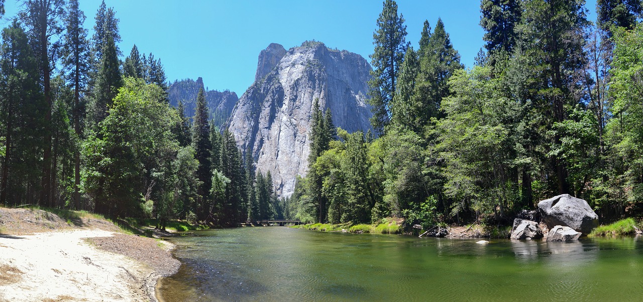 Image - yosemite cathetral rocks usa