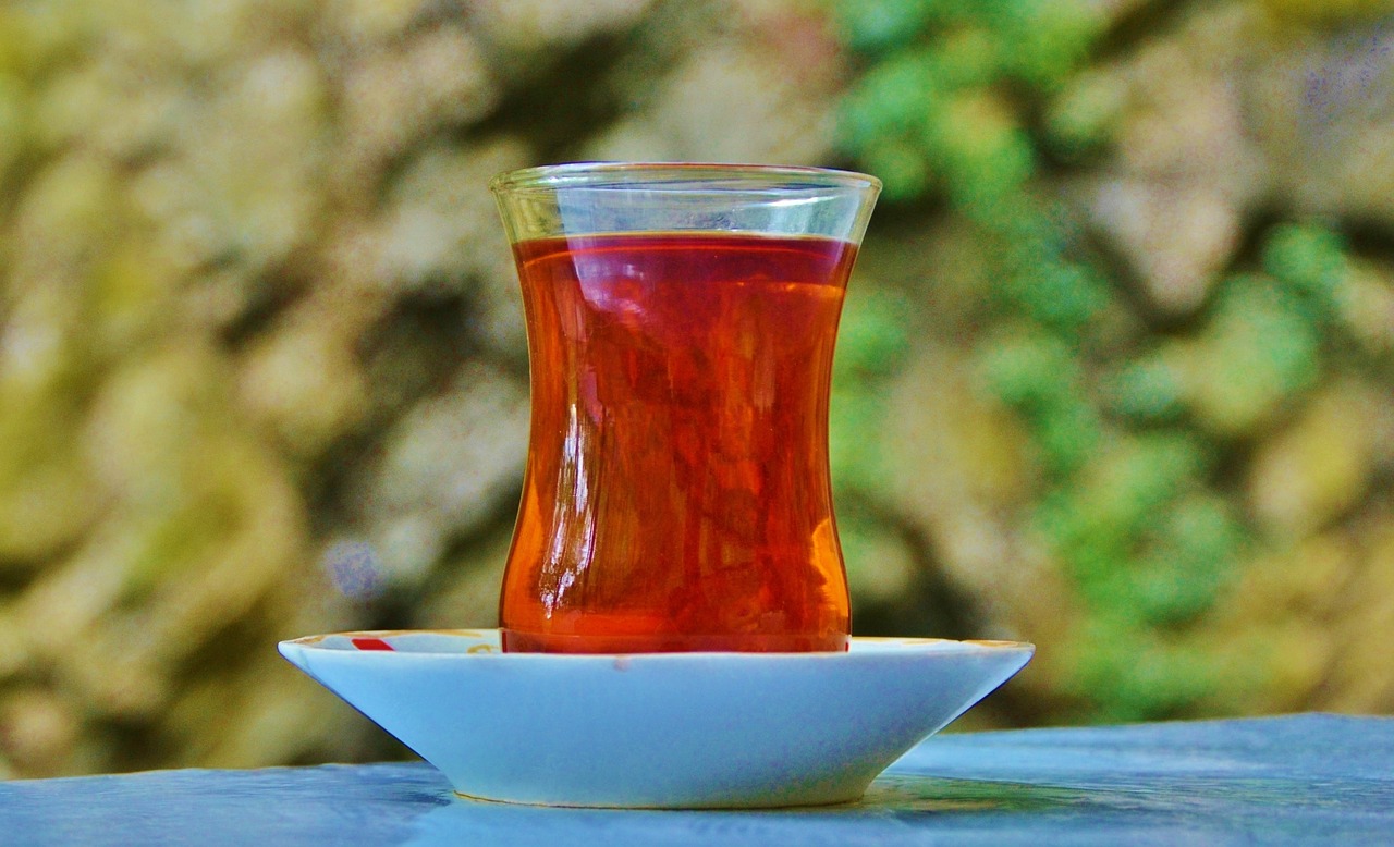 Image - drink tea glass table restaurant