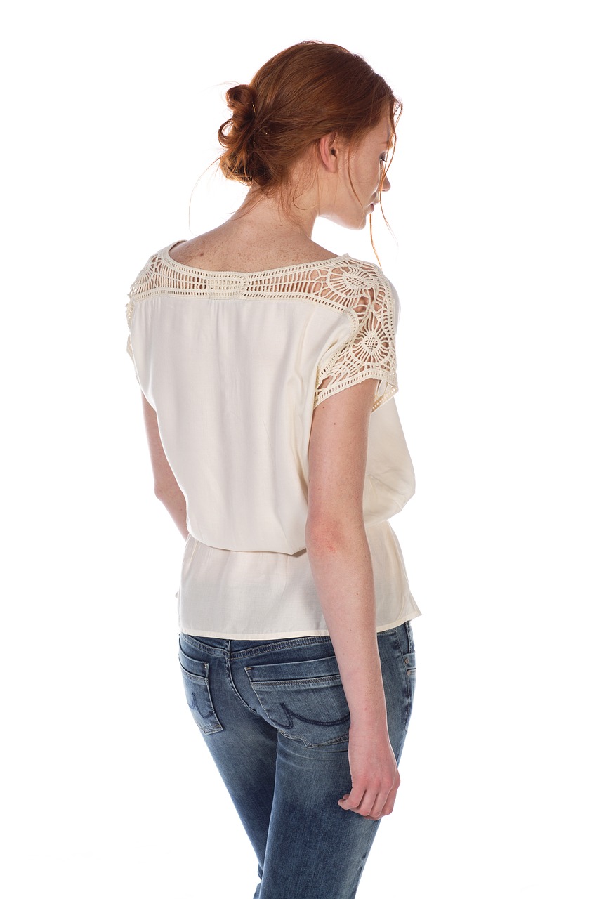 Image - red back shoulder shirt jeans