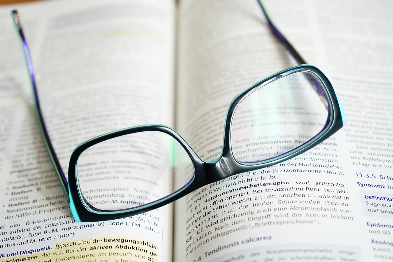Image - glasses read learn book text