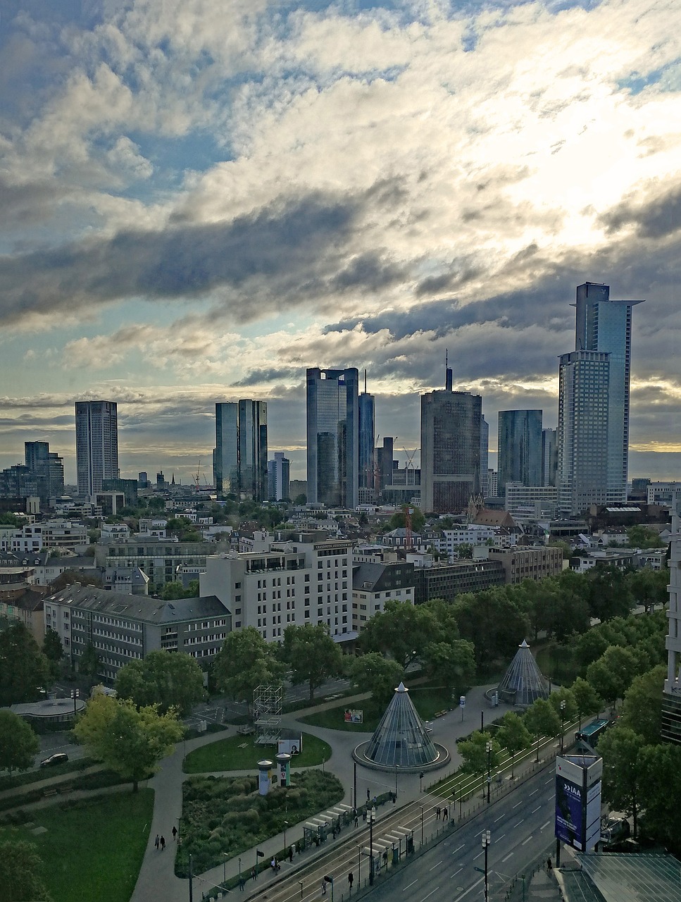Image - frankfurt hesse germany skyline