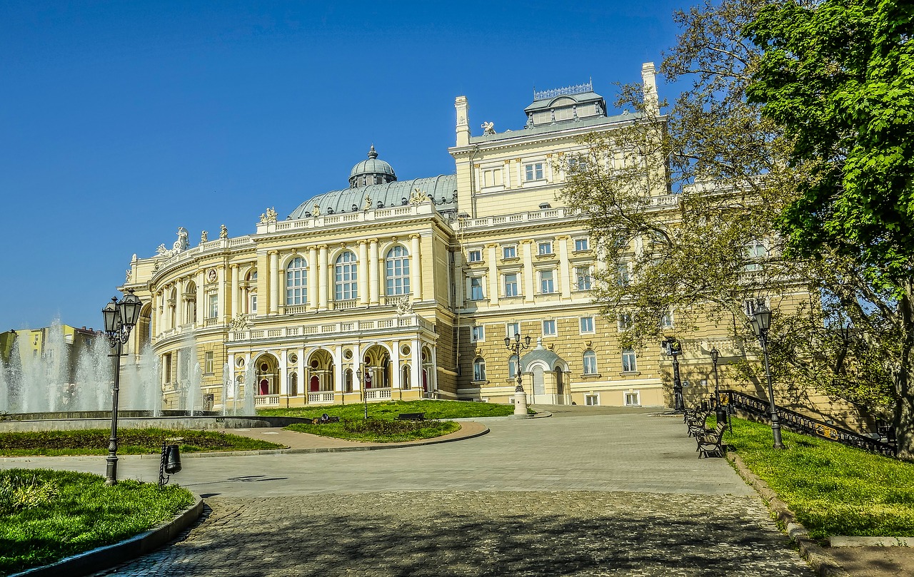 Image - theatre odessa road fountain