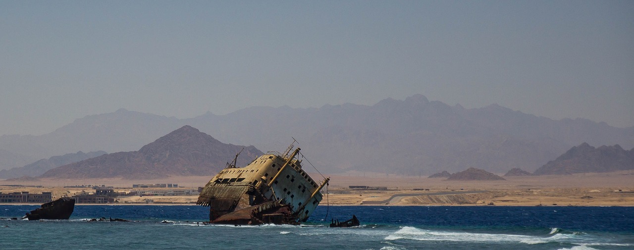 Image - sea ship sunken ships shipwreck