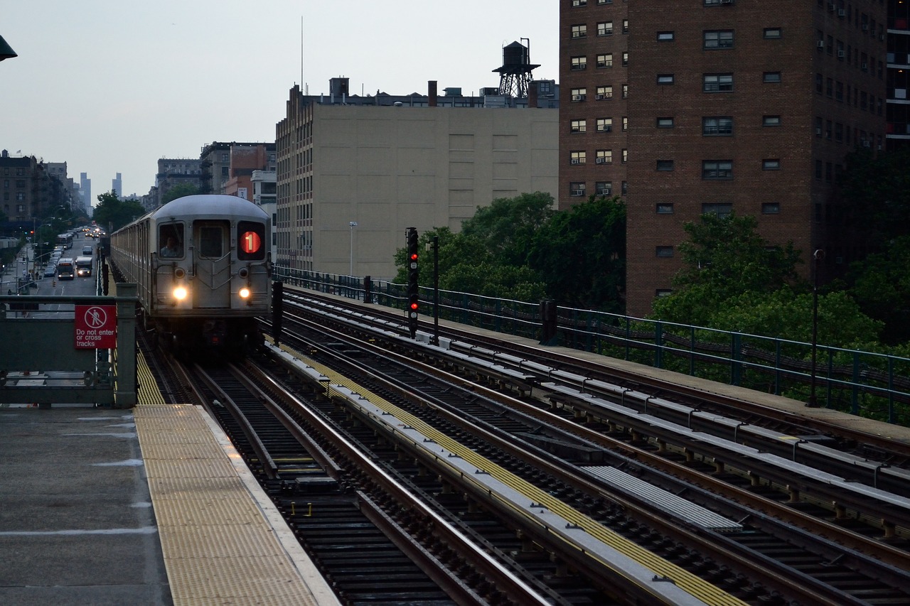 Image - new york subway train 1 train