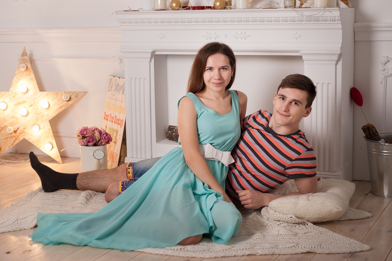 Image - couple young family sweethearts