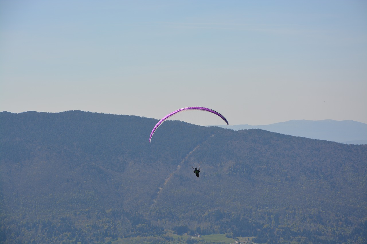 Image - paragliding free flight mountain
