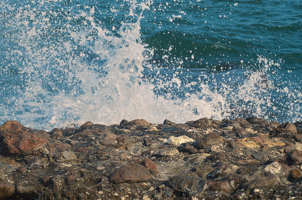 Image - sea wave rocks foam splash blue