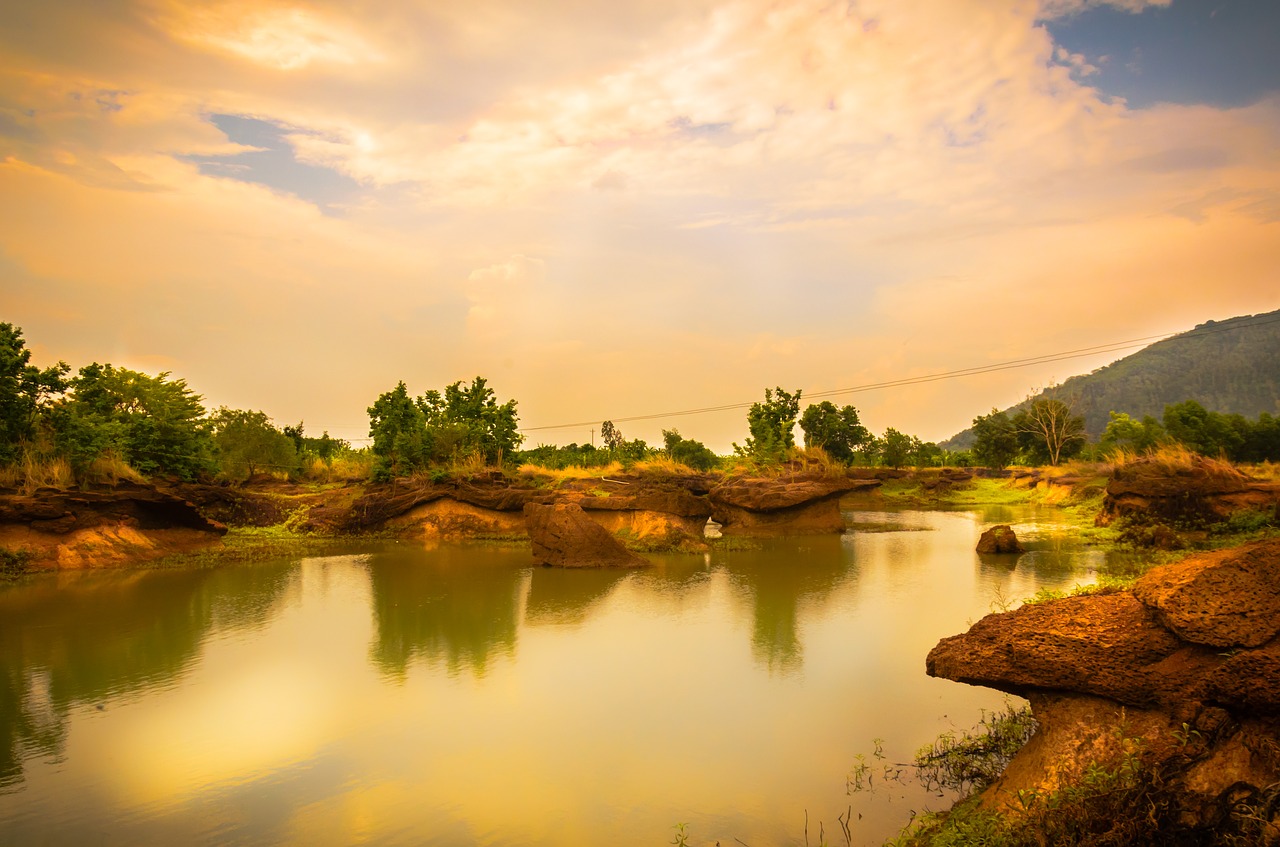 Image - lake water the cloud vietnam