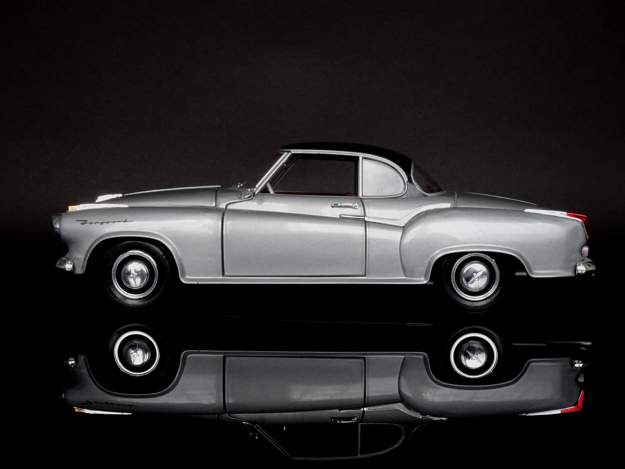 Image - borgward isabella model auto