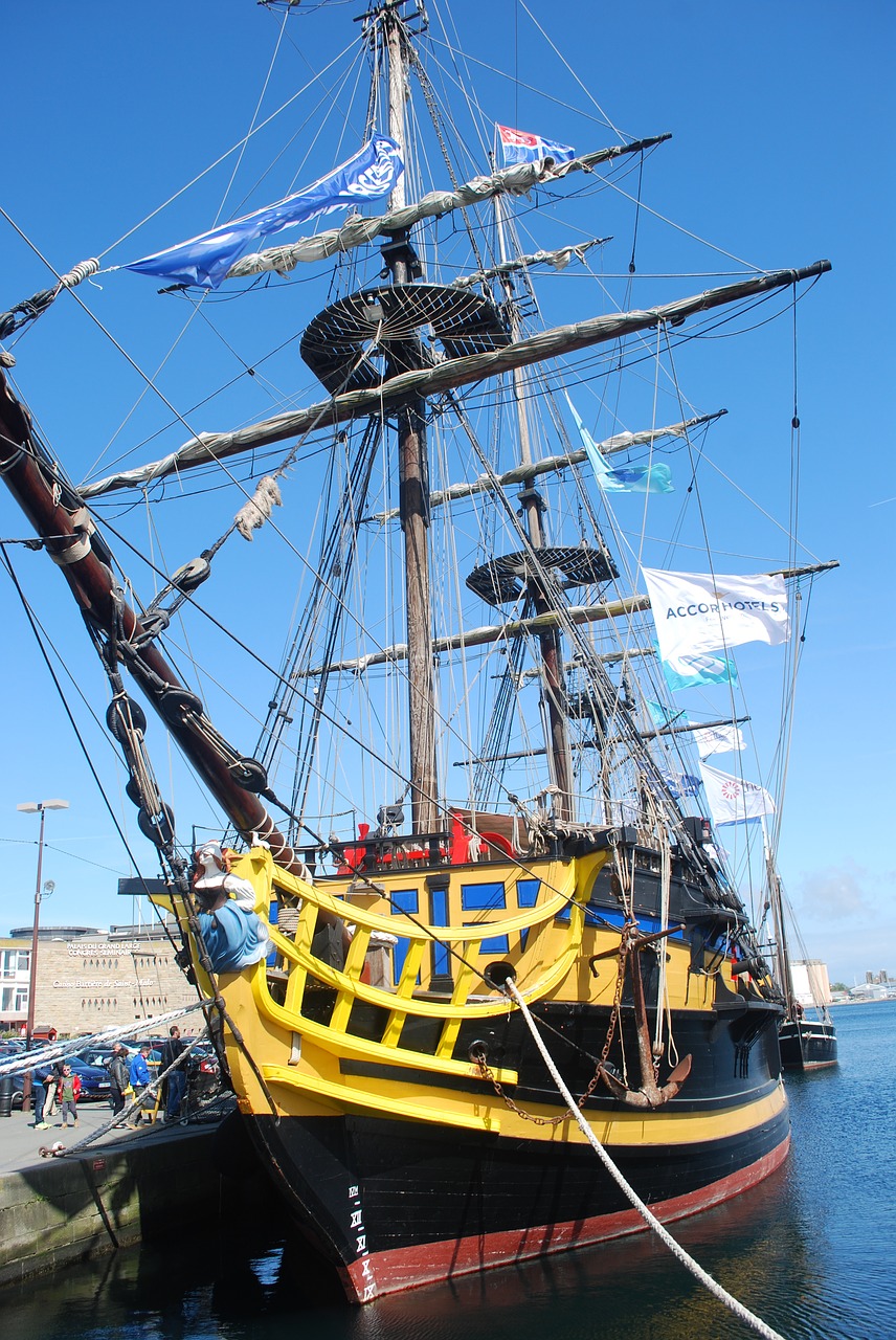 Image - sea old rigs boat sailboat sailing