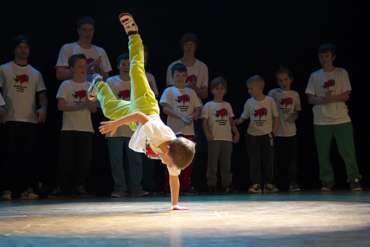 Image - hiphop dance dance show