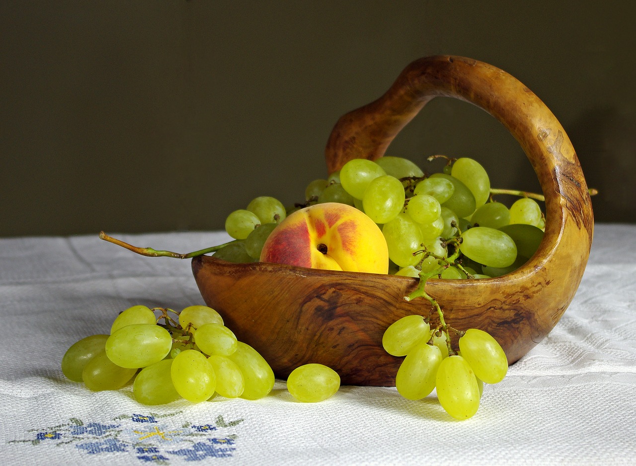 Image - still life fruit grapes fishing
