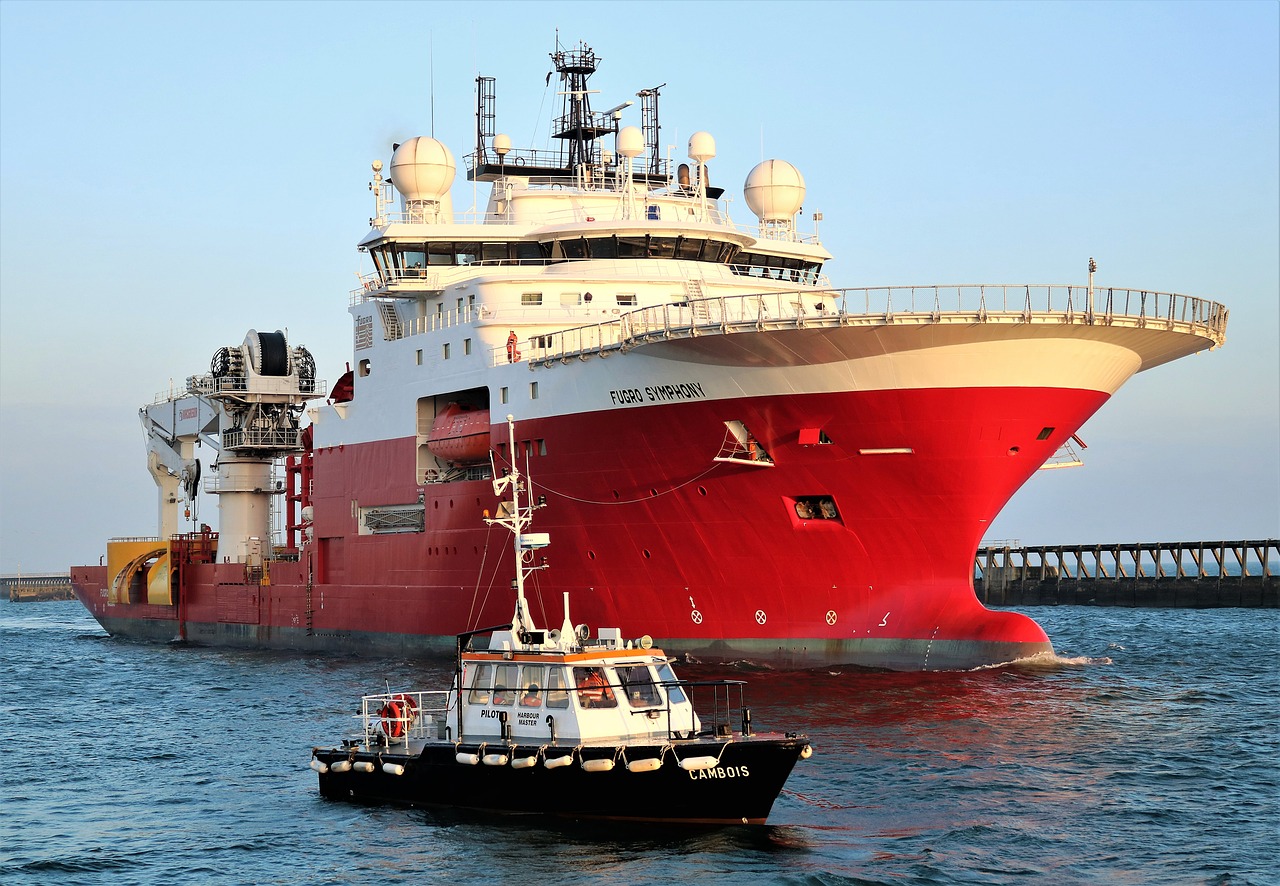 Image - ship offshore cargo