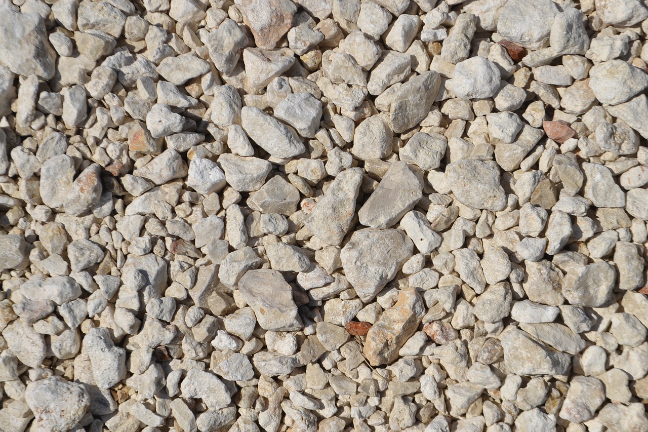 Image - gravel white rocks stone pebble