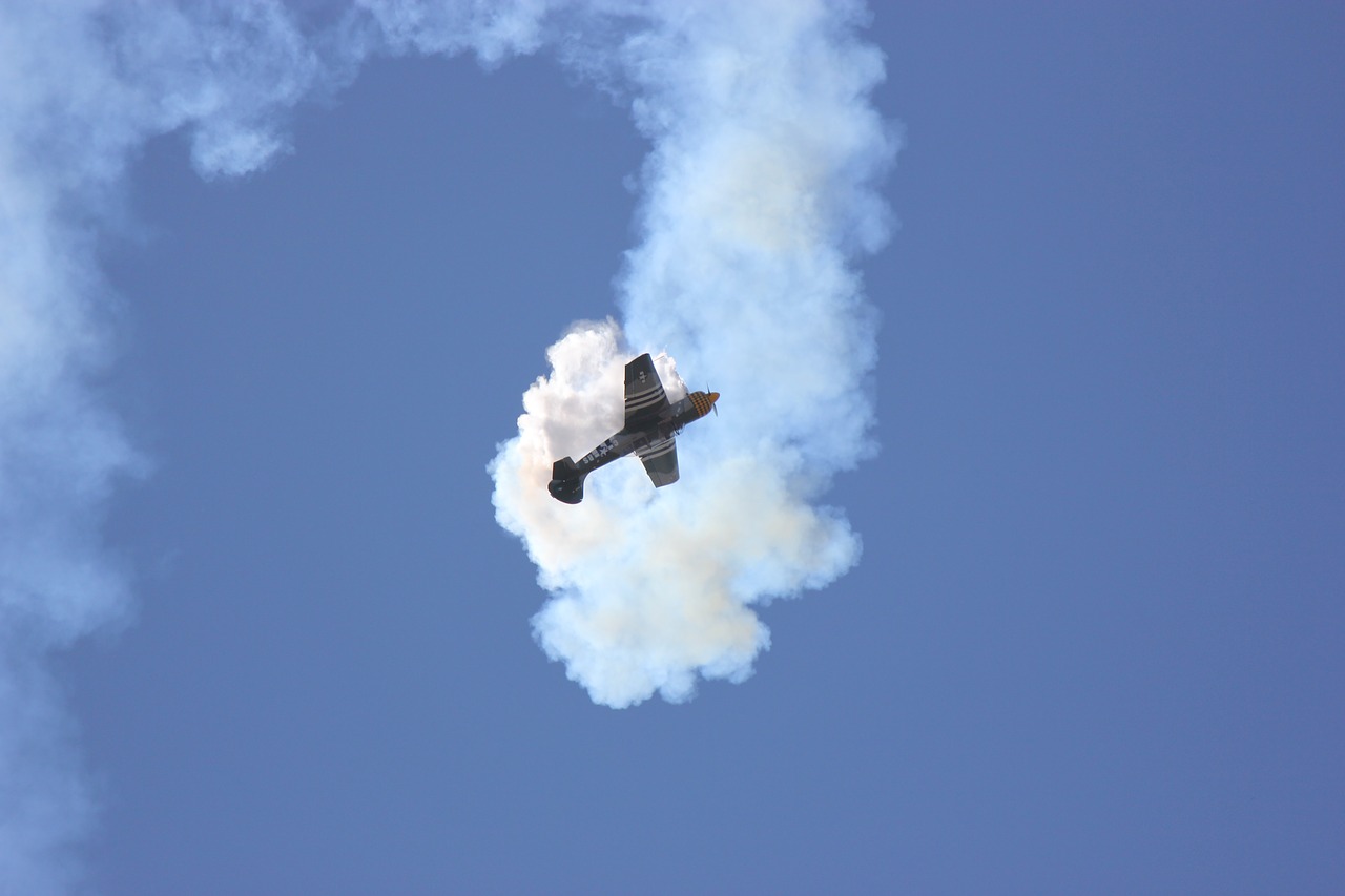 Image - air show plane propeller aviation