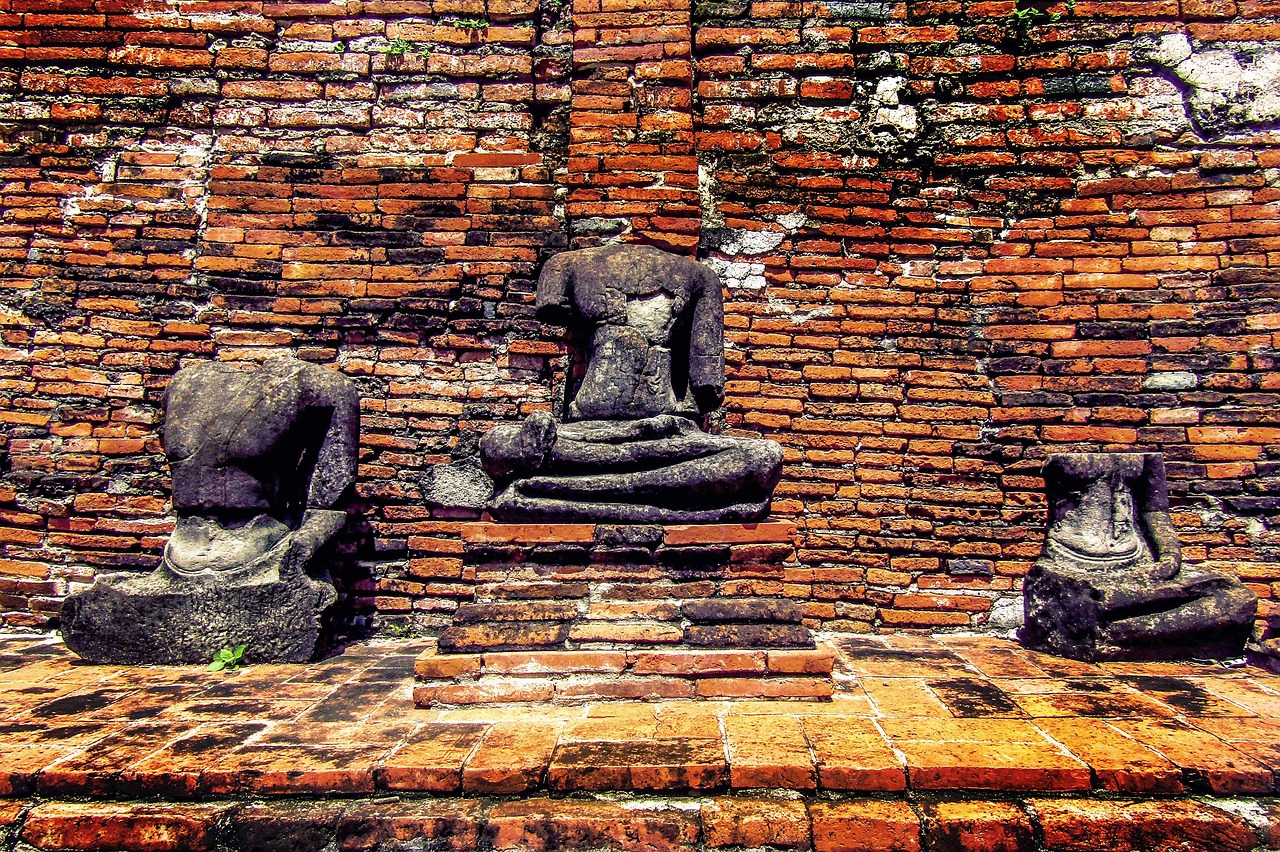 Image - statue brick ancient temple