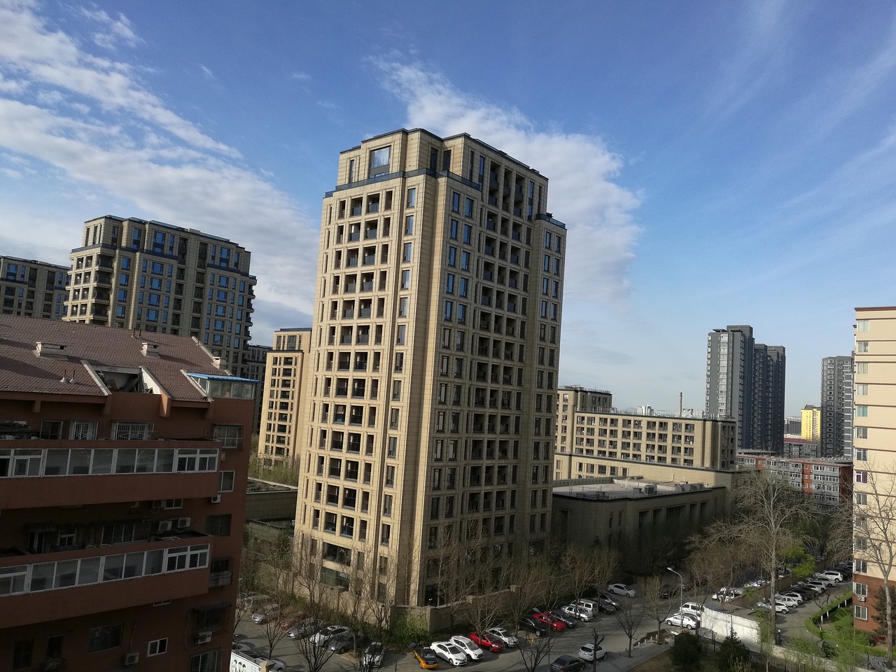 Image - blue sky white cloud roof