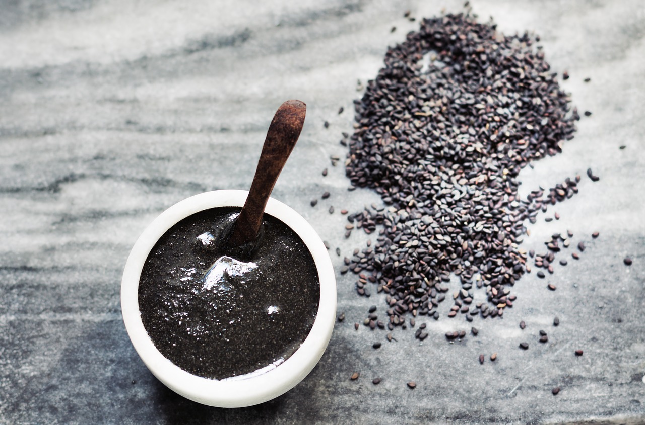 Image - tahini black sesame seeds healthy