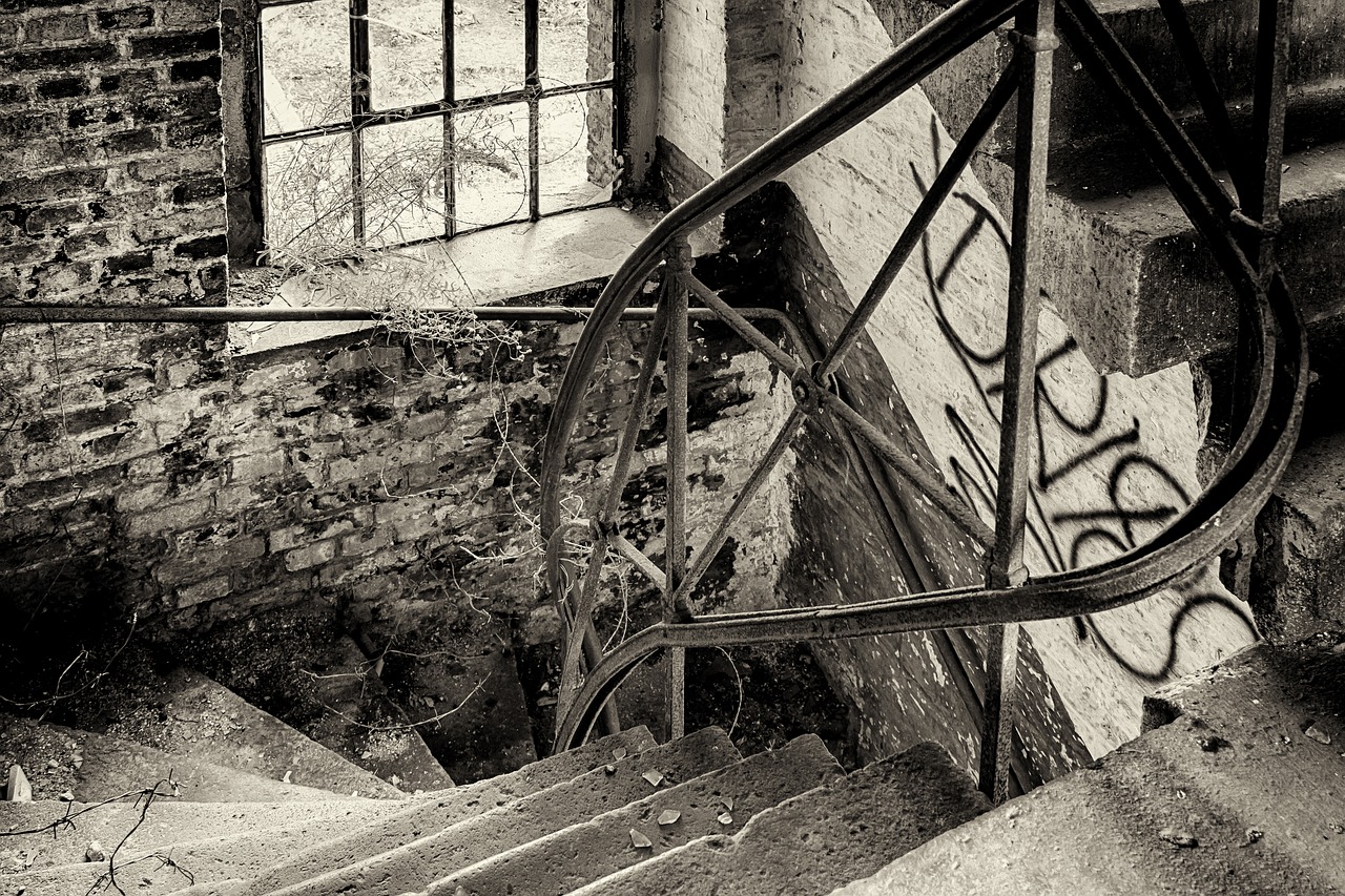 Image - stairs lost places gradually