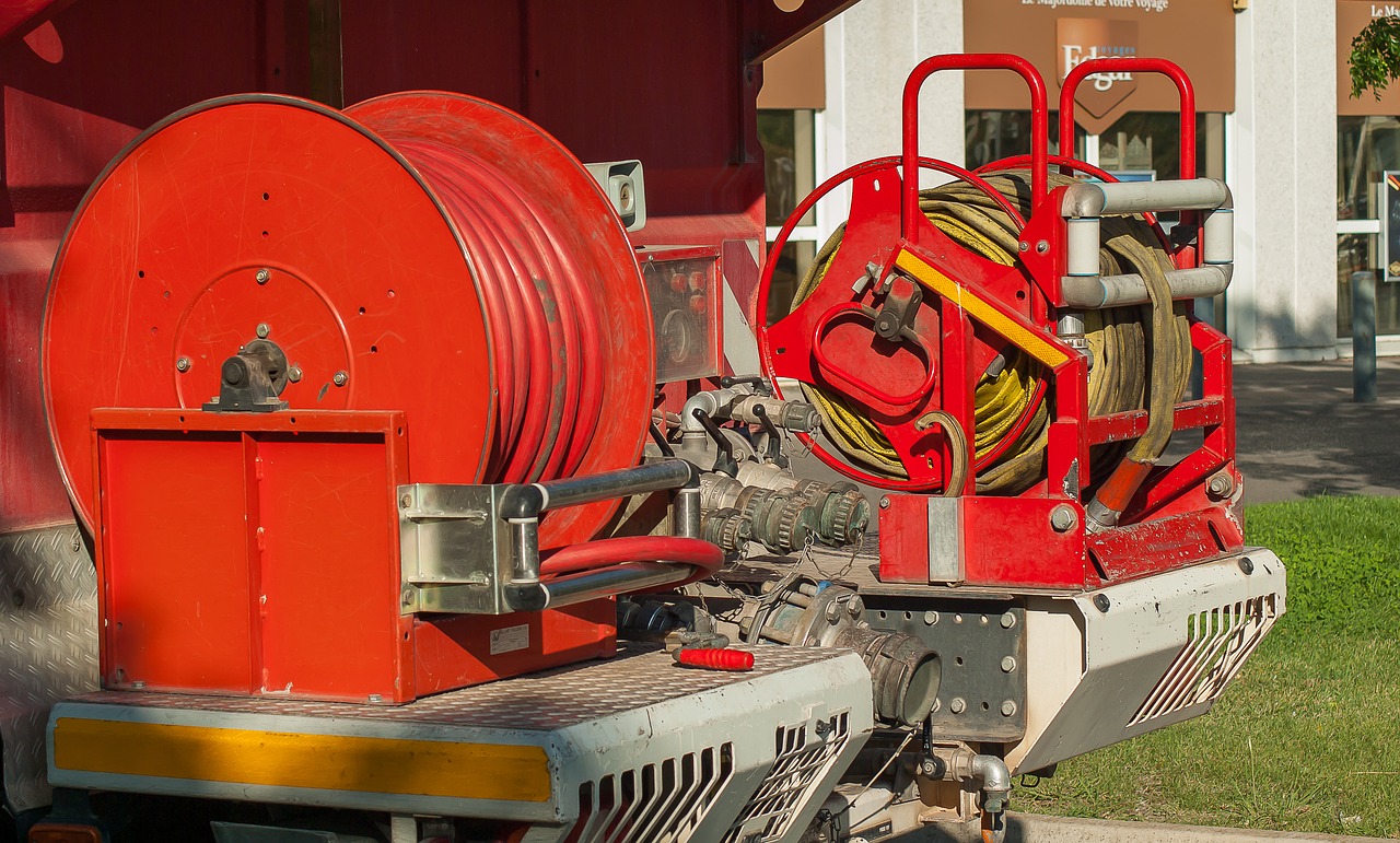 Image - fire department fire hoses tank