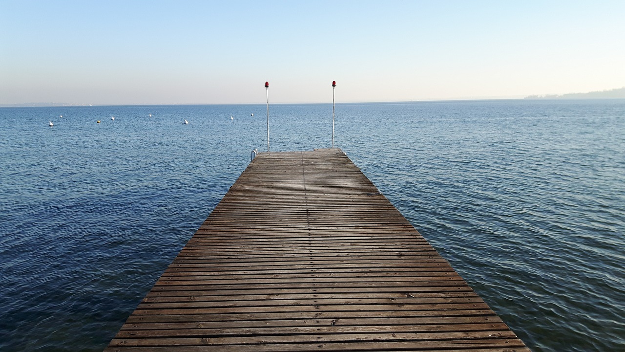 Image - padenghe lake garda january