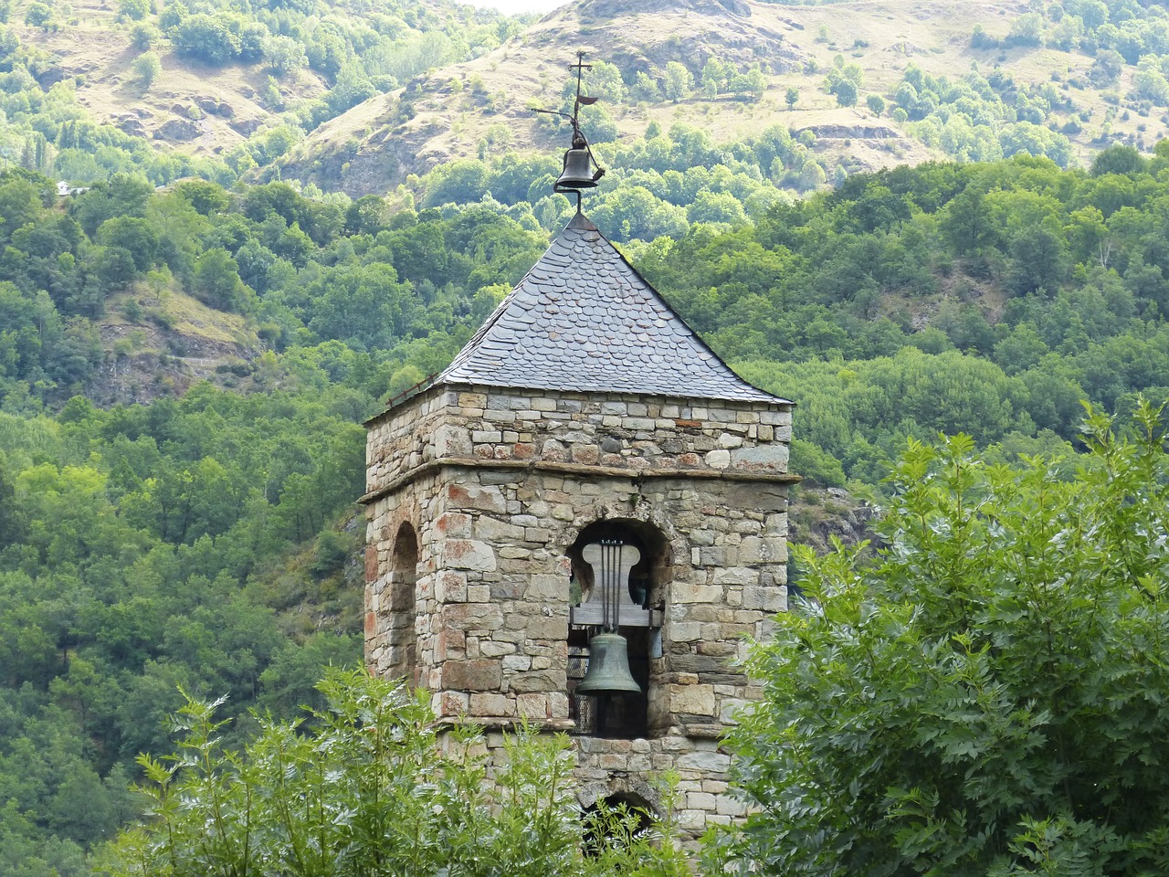 Image - bell tower romanesque high mountain