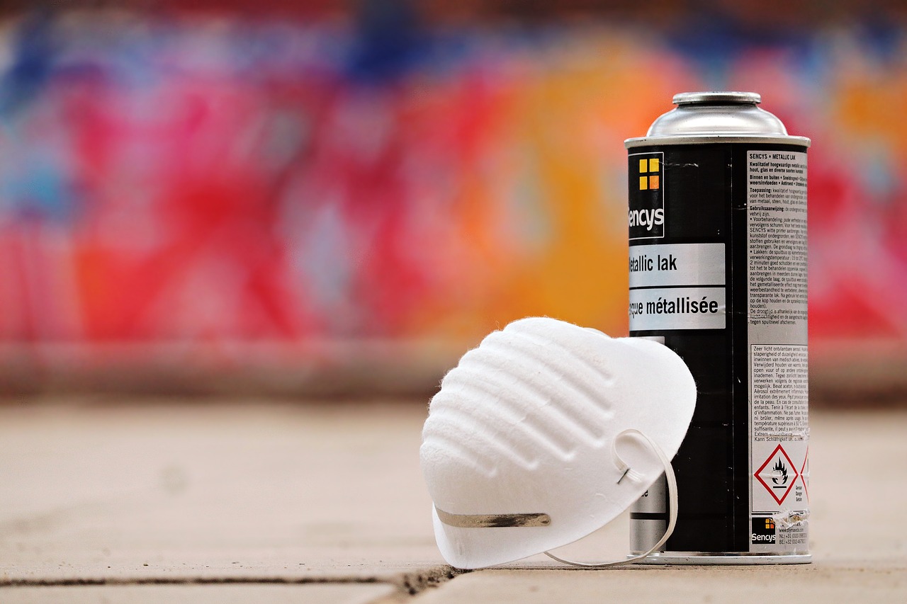 Image - spray cans graffiti sprayer mask