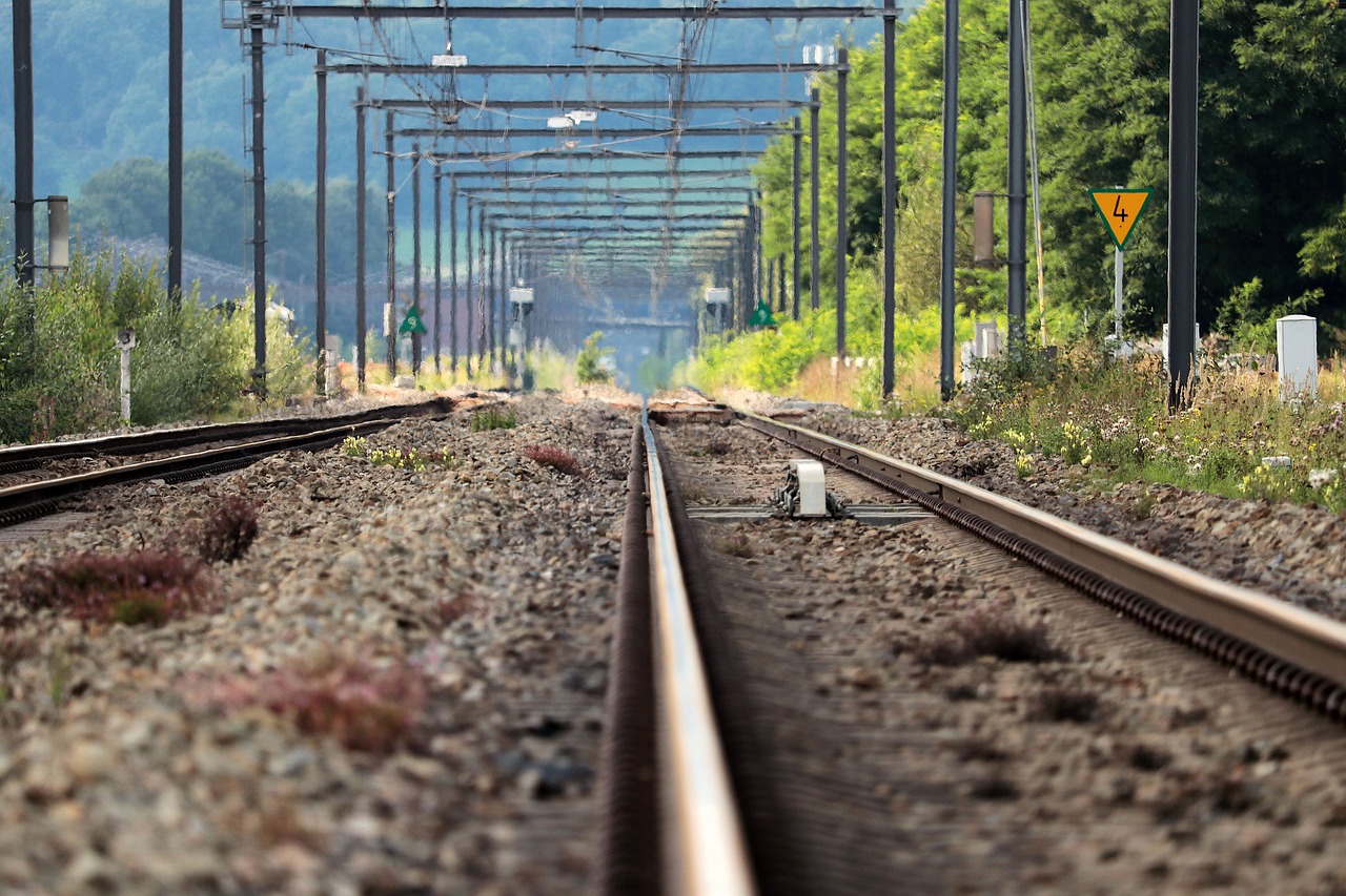 Image - railway rails railway tracks gleise