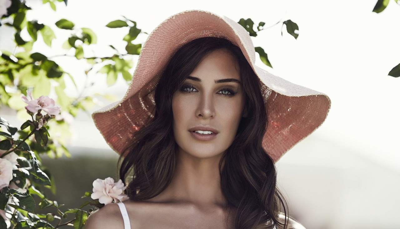 Image - girl lady smooth skin floppy hat