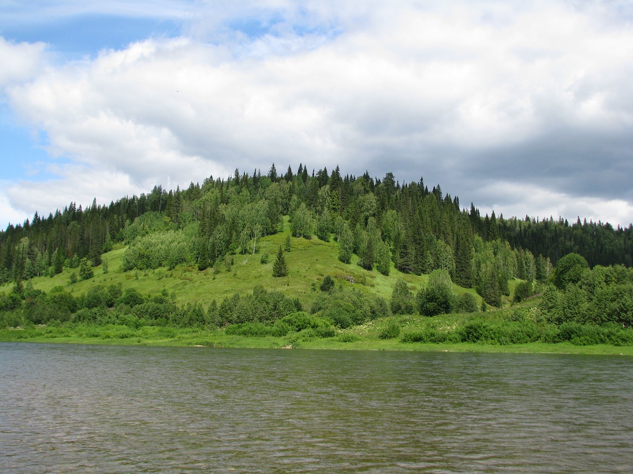 Image - the chusovaya river perm krai sky