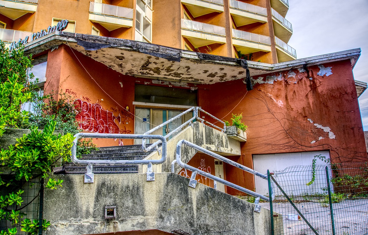 Image - hotel leave lost place ruin