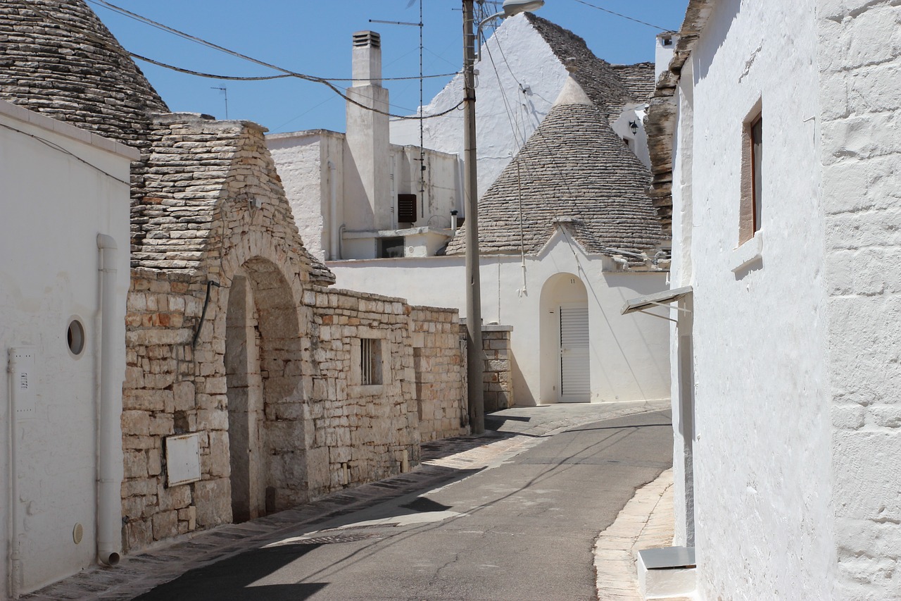 Image - puglia trulli alberobello houses