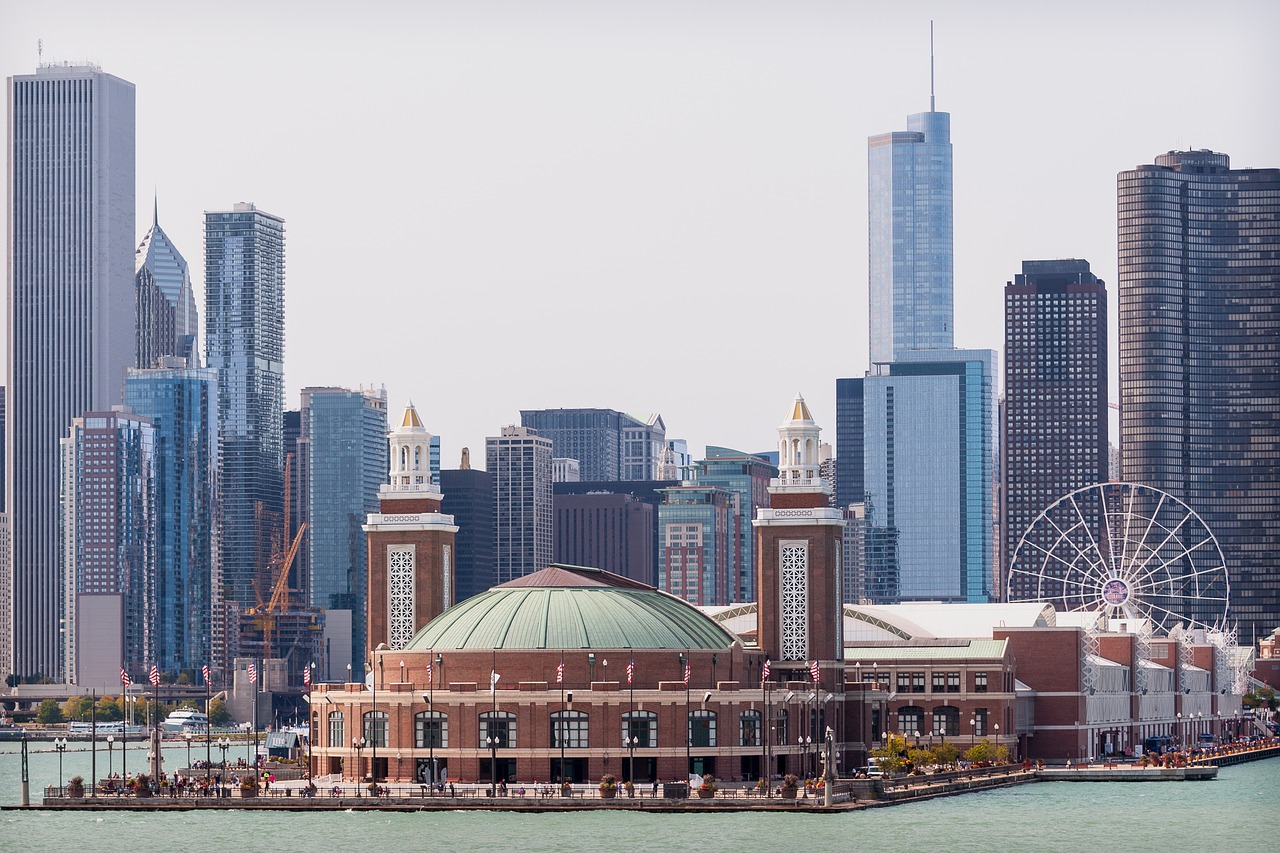 Image - navy pier chicago skyline river view