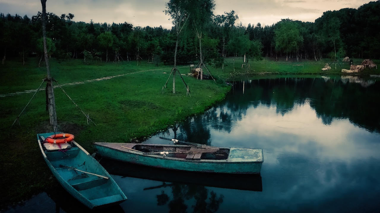 Image - be quiet lake boat