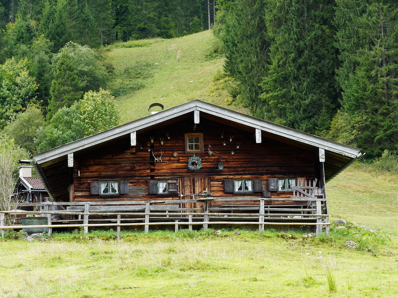 Image - chalet mountain alps house meadow