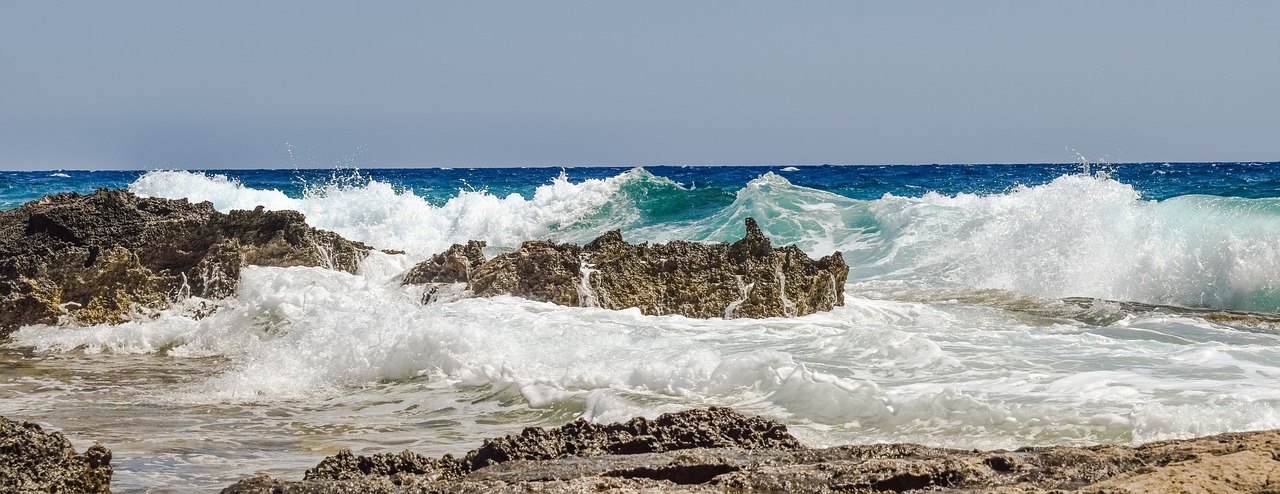 Image - rocky coast wave smashing wind