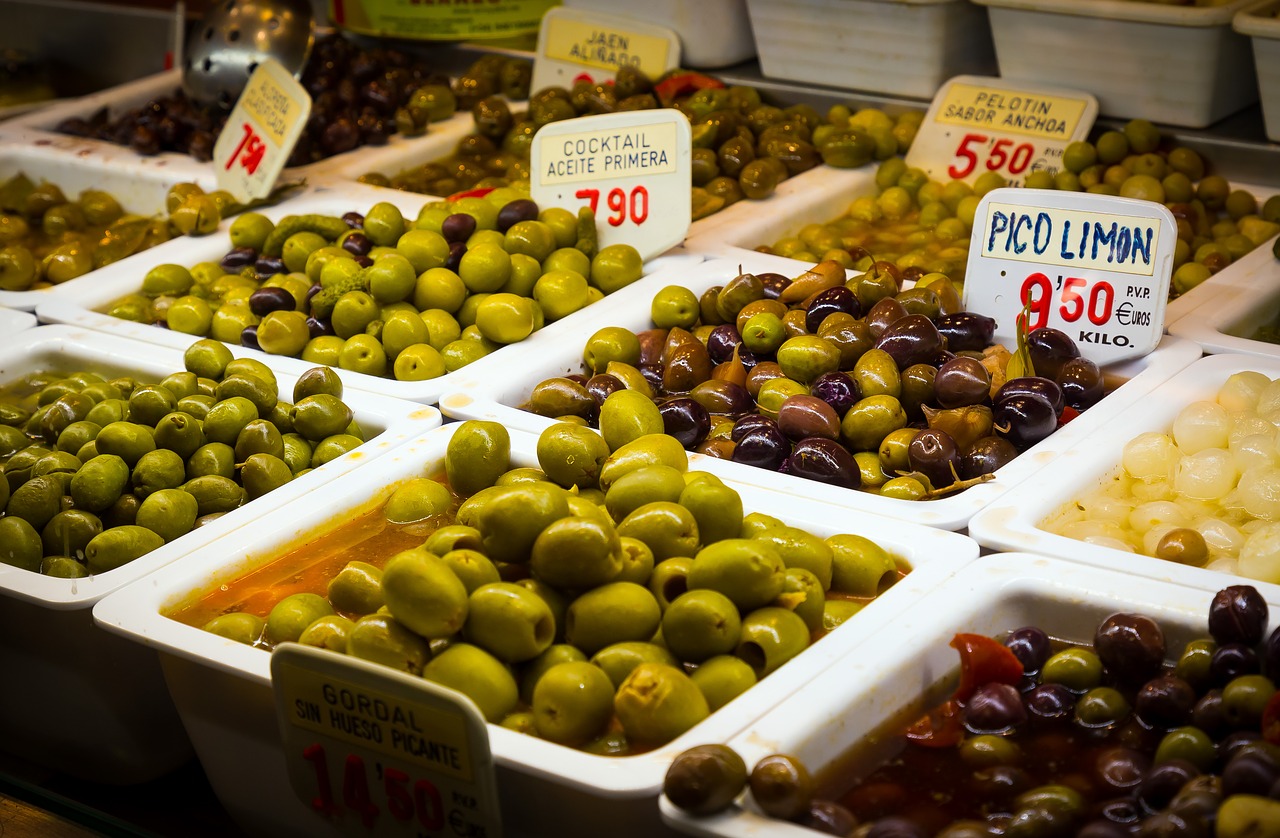 Image - olives oil market flavors spain