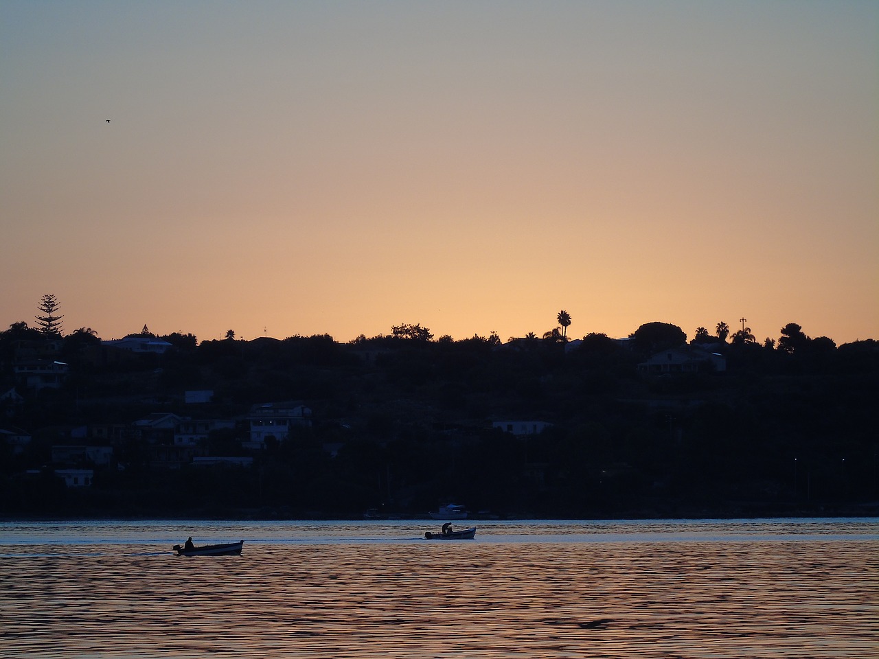 Image - dawn boats sea serenity